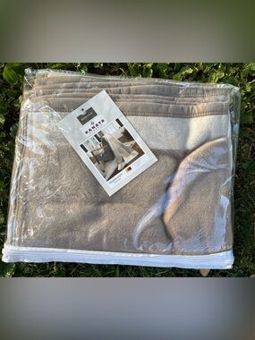 Biederlack Kanata Termosoft Timeless Beige Blanket, 60” X 50” -NWT